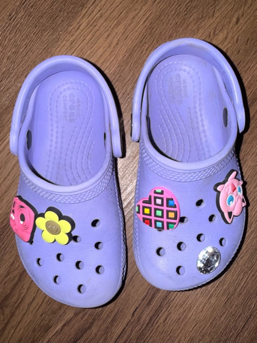 Crocs Bundle (8C) - Picture 8 of 9